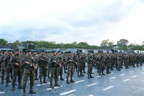 2010 Philippine general election .